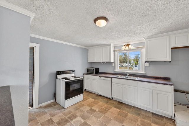 3561 S 31st STREET, Greenfield, WI 53221