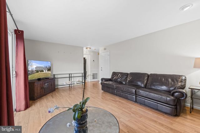 5904 CHIVALRY CT, Glenn Dale, MD 20769