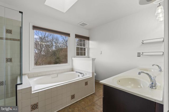 5904 CHIVALRY CT, Glenn Dale, MD 20769