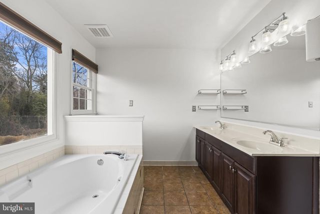 5904 CHIVALRY CT, Glenn Dale, MD 20769