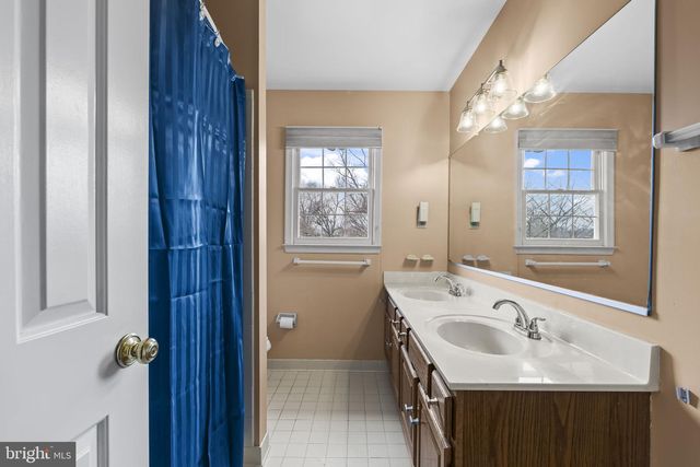 5904 CHIVALRY CT, Glenn Dale, MD 20769