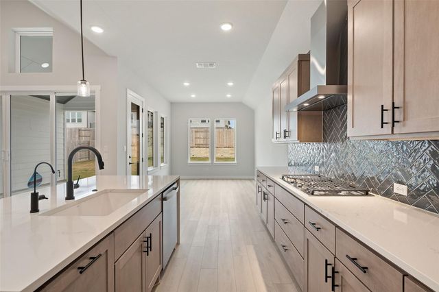 129 Old Woods Road, Liberty Hill, TX 78642