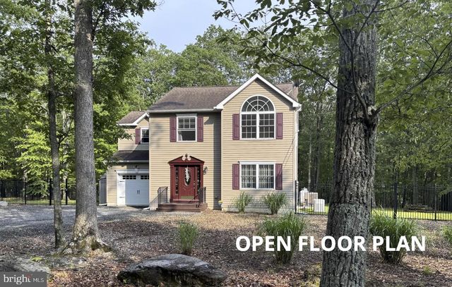 287 SUNRISE DR, Henryville, PA 18332