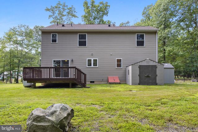 287 SUNRISE DR, Henryville, PA 18332