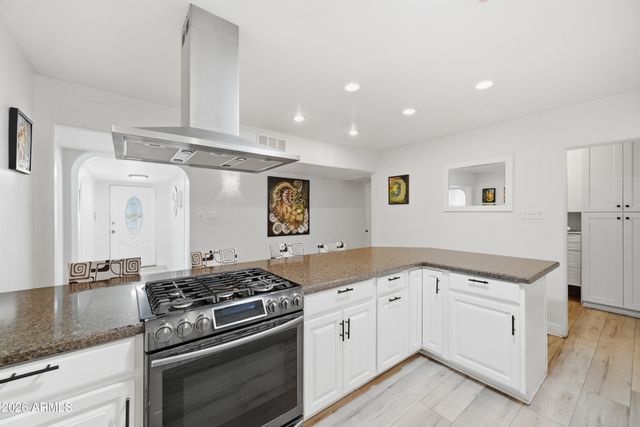 8001 N 5TH Avenue, Phoenix, AZ 85021