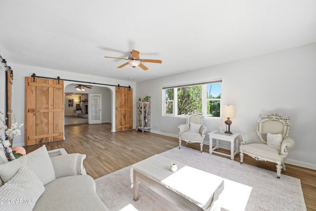 8001 N 5TH Avenue, Phoenix, AZ 85021