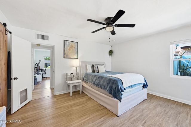 8001 N 5TH Avenue, Phoenix, AZ 85021