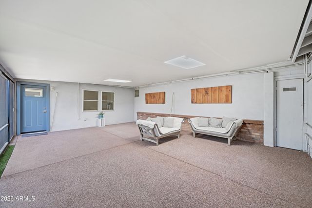8001 N 5TH Avenue, Phoenix, AZ 85021