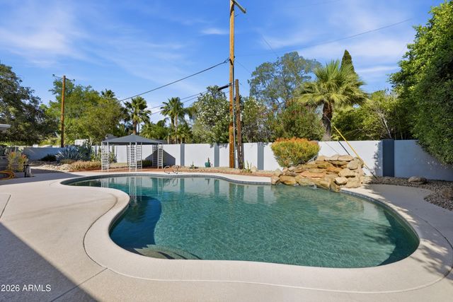 8001 N 5TH Avenue, Phoenix, AZ 85021
