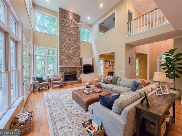 3712 Frederica Road, Berkeley Lake, GA 30096