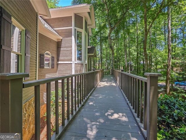 3712 Frederica Road, Berkeley Lake, GA 30096