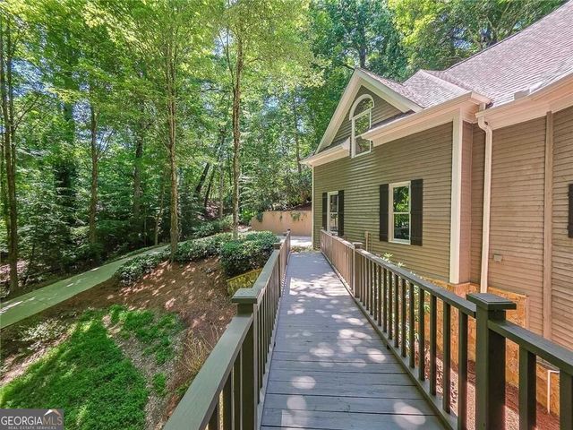 3712 Frederica Road, Berkeley Lake, GA 30096