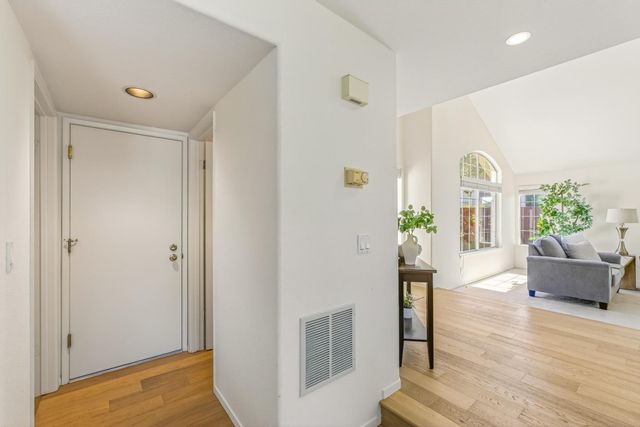 3245 Estrella Del Mar Way, Marina, CA 93933