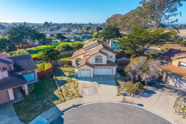 3245 Estrella Del Mar Way, Marina, CA 93933