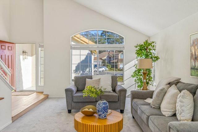 3245 Estrella Del Mar Way, Marina, CA 93933