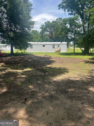 18 Capital Square Drive, Hawkinsville, GA 31036