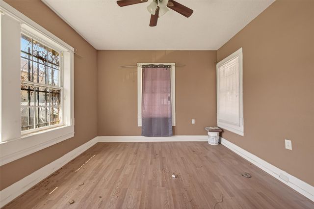 4016 Woodleigh Street, Houston, TX 77023