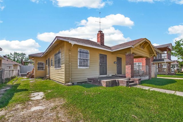 4016 Woodleigh Street, Houston, TX 77023