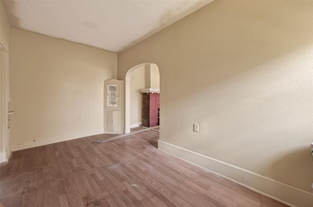 4016 Woodleigh Street, Houston, TX 77023