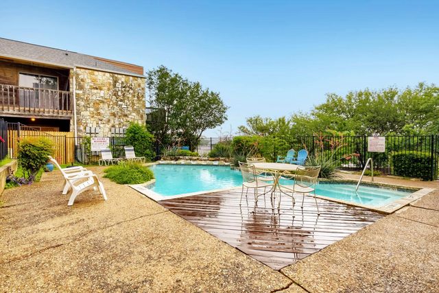 6903 Deatonhill DR 20, Austin, TX 78745