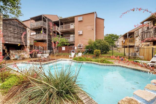 6903 Deatonhill DR 20, Austin, TX 78745