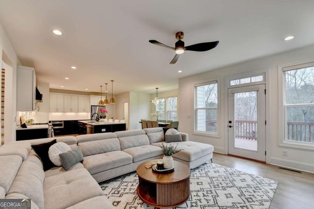 134 Spaulding Lane, Woodstock, GA 30188