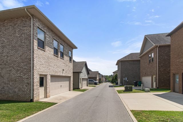 151 Benjamin Ln, Hendersonville, TN 37075