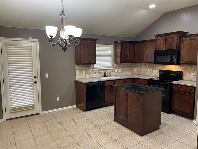 805 Bergen Peak Drive, Norman, OK 73069