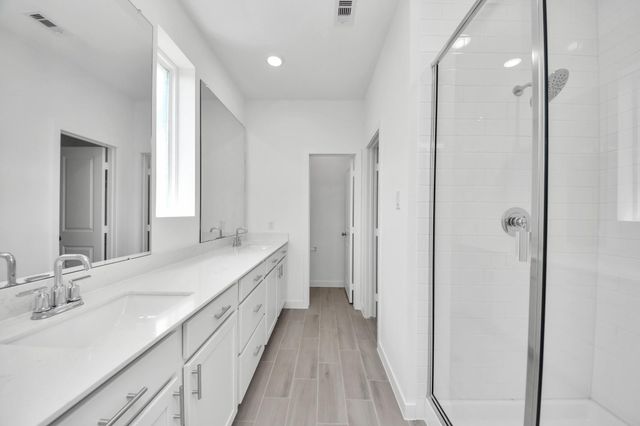 29515 Pondview Drive, Waller, TX 77484