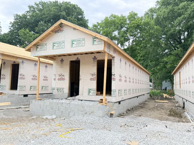 323 S Gentry St, Tullahoma, TN 37388