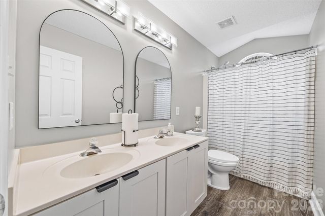 13826 Hatton Cross Drive, Charlotte, NC 28278