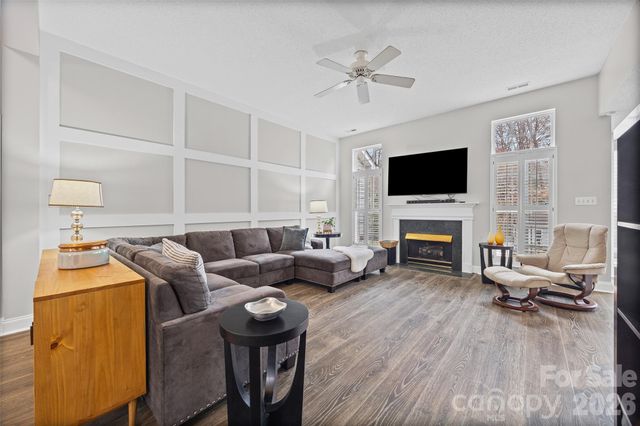 13826 Hatton Cross Drive, Charlotte, NC 28278