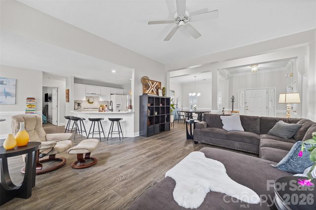 13826 Hatton Cross Drive, Charlotte, NC 28278