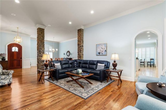 3552 Lake Ridge Drive, Gainesville, GA 30506