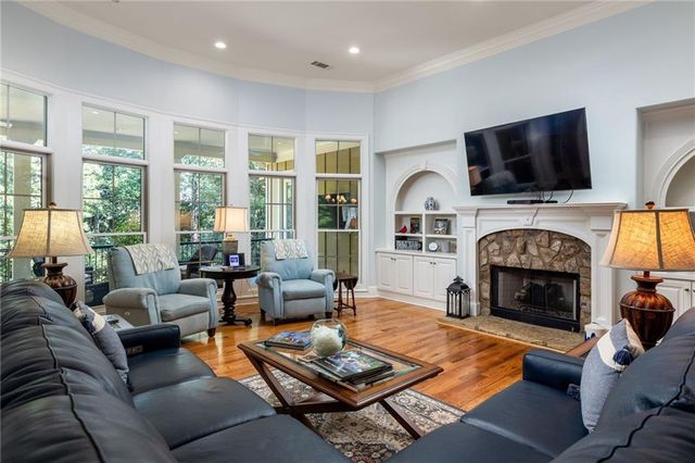 3552 Lake Ridge Drive, Gainesville, GA 30506