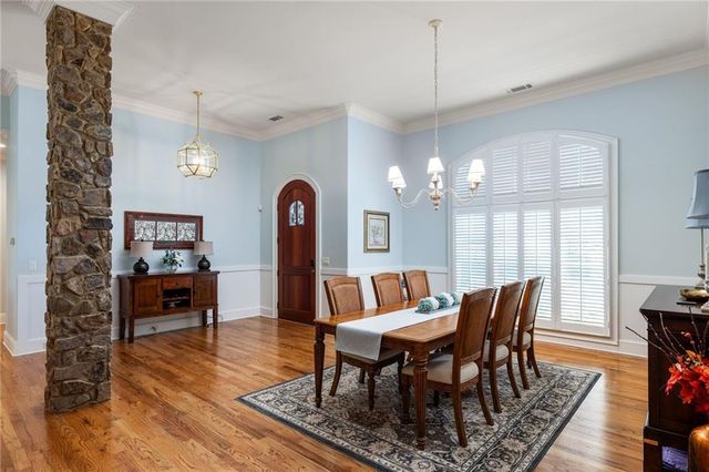 3552 Lake Ridge Drive, Gainesville, GA 30506