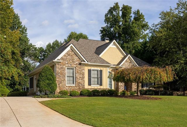 3552 Lake Ridge Drive, Gainesville, GA 30506