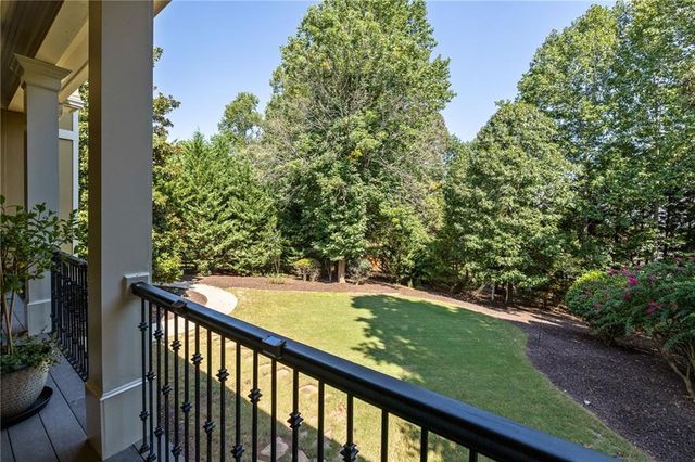 3552 Lake Ridge Drive, Gainesville, GA 30506