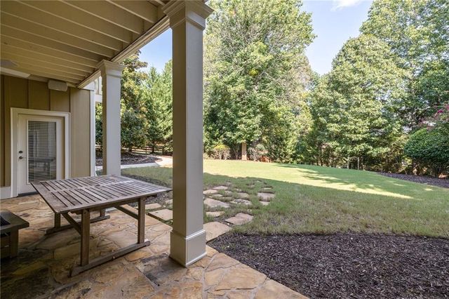 3552 Lake Ridge Drive, Gainesville, GA 30506