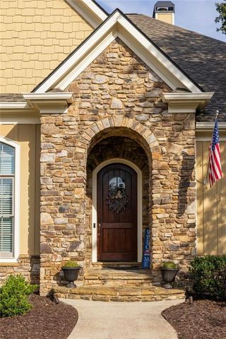 3552 Lake Ridge Drive, Gainesville, GA 30506