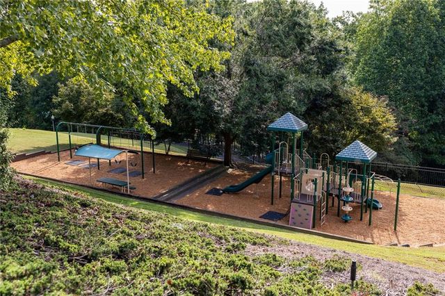 3552 Lake Ridge Drive, Gainesville, GA 30506