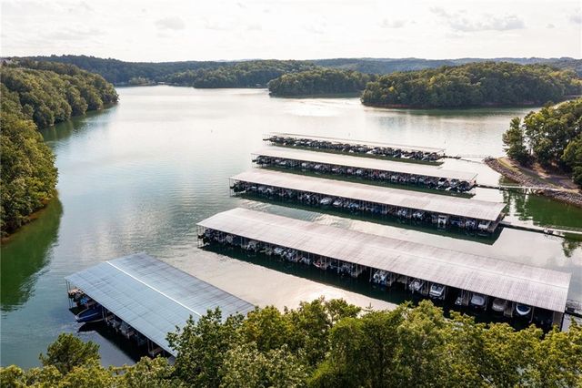 3552 Lake Ridge Drive, Gainesville, GA 30506