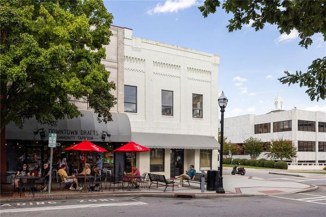 3552 Lake Ridge Drive, Gainesville, GA 30506