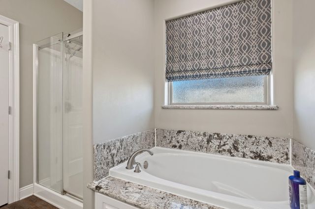 1018 Magdalena St, Sulphur, LA 70663