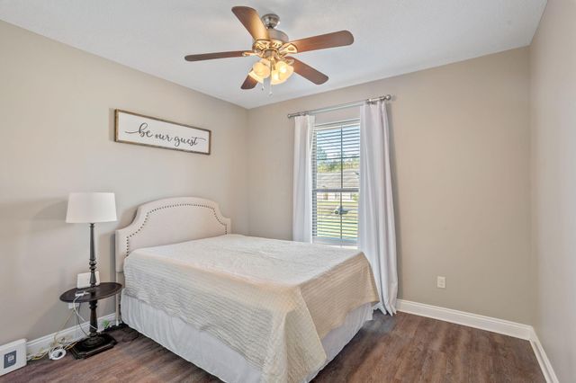 1018 Magdalena St, Sulphur, LA 70663