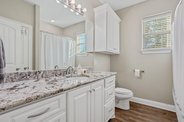 1018 Magdalena St, Sulphur, LA 70663