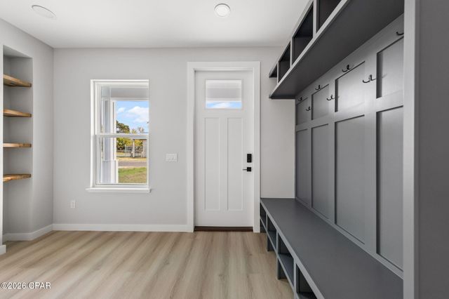 517 E 8th Street, Panama City, FL 32401