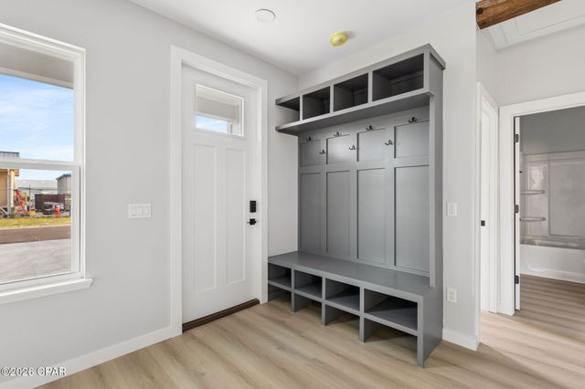 517 E 8th Street, Panama City, FL 32401