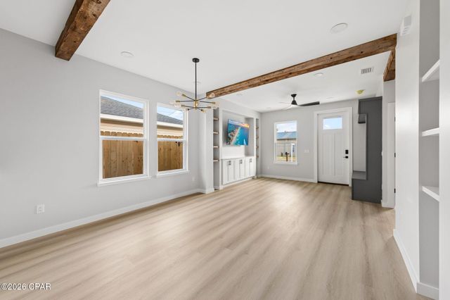 517 E 8th Street, Panama City, FL 32401