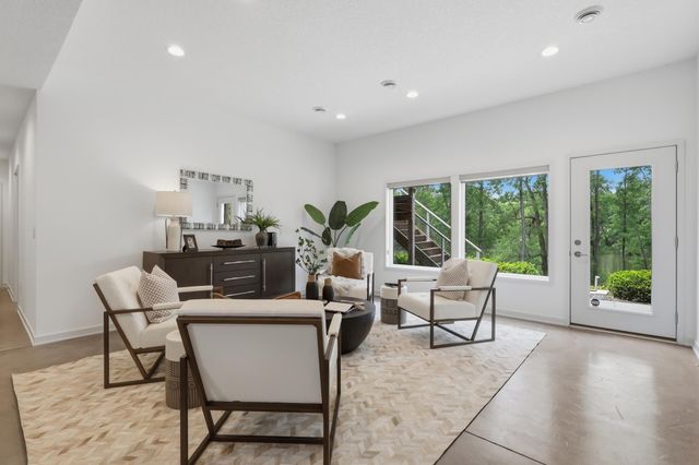 2229 Wall Street, Eagan, MN 55122
